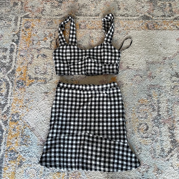 NWT Forever21 2 piece set! - Picture 1 of 4